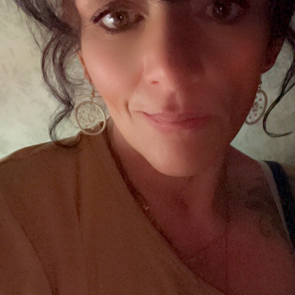 Meet your Posher, Jen - Picture 7 of 10